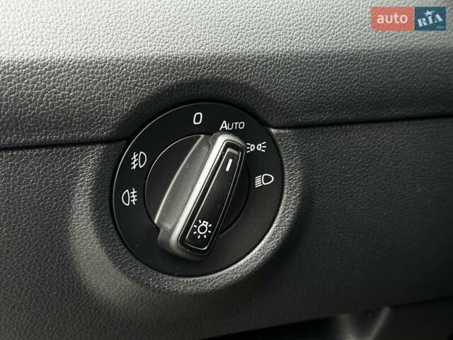 Коричневый Шкода Октавия Скаут, объемом двигателя 1.97 л и пробегом 231 тыс. км за 19699 $, фото 21 на Automoto.ua