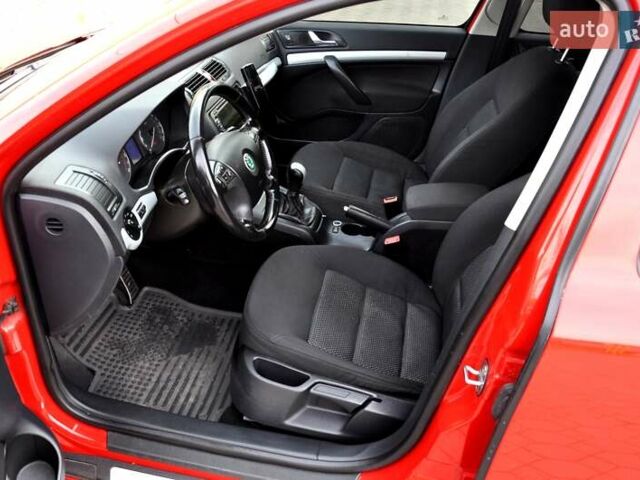 Червоний Шкода Octavia Scout, об'ємом двигуна 2 л та пробігом 269 тис. км за 6700 $, фото 16 на Automoto.ua