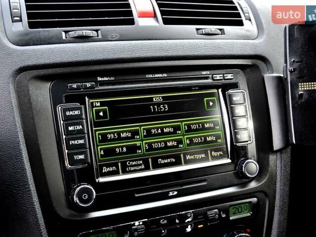 Червоний Шкода Octavia Scout, об'ємом двигуна 2 л та пробігом 269 тис. км за 6700 $, фото 31 на Automoto.ua