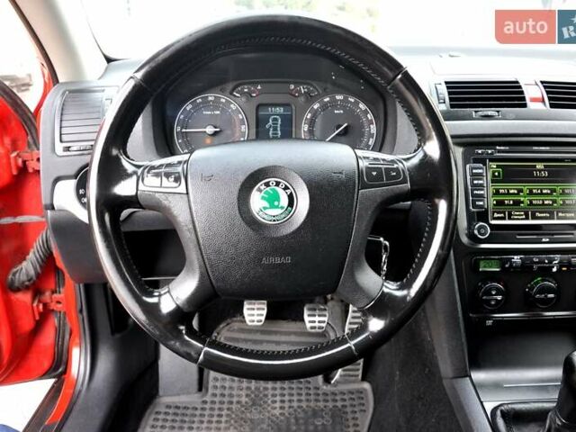 Червоний Шкода Octavia Scout, об'ємом двигуна 2 л та пробігом 269 тис. км за 6700 $, фото 33 на Automoto.ua