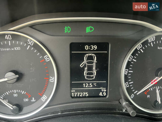 Шкода Октавия Скаут 2009 в Рожище на Automoto.ua Красный Шкода Октавия Скаут, объемом двигателя 1.8 л и пробегом 177 тыс. км за 8799 $, фото 14 на Automoto.ua