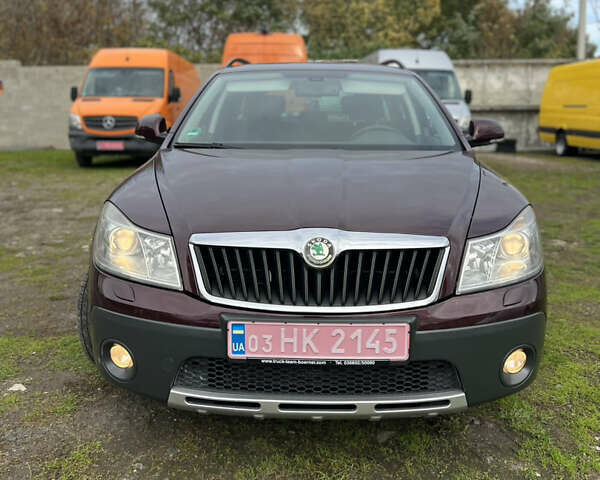 Шкода Октавия Скаут 2009 в Рожище на Automoto.ua Красный Шкода Октавия Скаут, объемом двигателя 1.8 л и пробегом 177 тыс. км за 8799 $, фото 7 на Automoto.ua