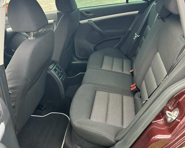 Шкода Октавия Скаут 2009 в Рожище на Automoto.ua Красный Шкода Октавия Скаут, объемом двигателя 1.8 л и пробегом 177 тыс. км за 8799 $, фото 11 на Automoto.ua