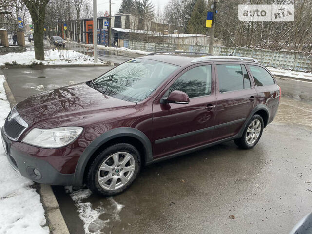 Червоний Шкода Octavia Scout, об'ємом двигуна 2 л та пробігом 346 тис. км за 12000 $, фото 17 на Automoto.ua