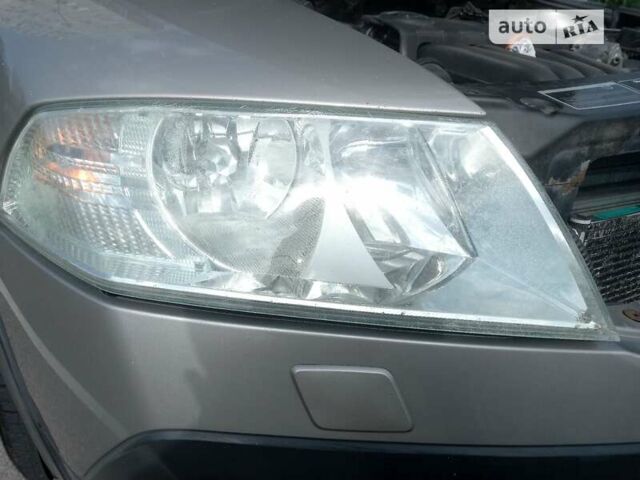 Шкода Октавия Скаут, объемом двигателя 1.98 л и пробегом 252 тыс. км за 6500 $, фото 43 на Automoto.ua