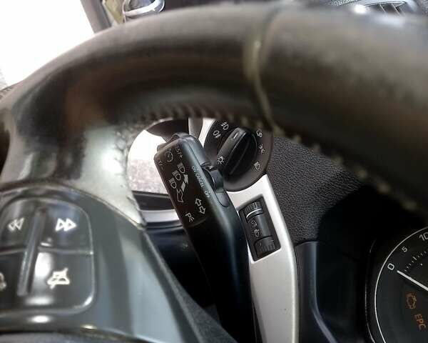 Шкода Октавия Скаут, объемом двигателя 1.98 л и пробегом 252 тыс. км за 6500 $, фото 13 на Automoto.ua