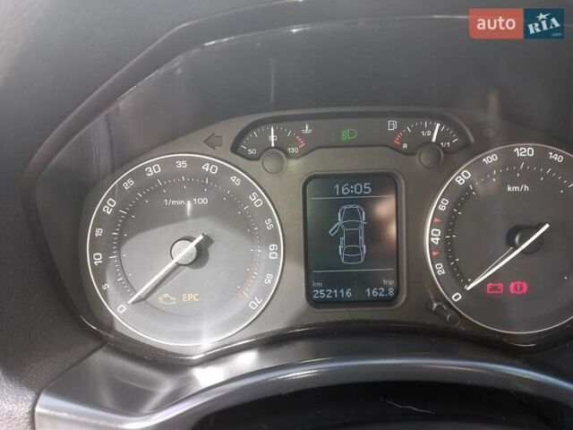 Шкода Октавия Скаут, объемом двигателя 1.98 л и пробегом 252 тыс. км за 6500 $, фото 14 на Automoto.ua