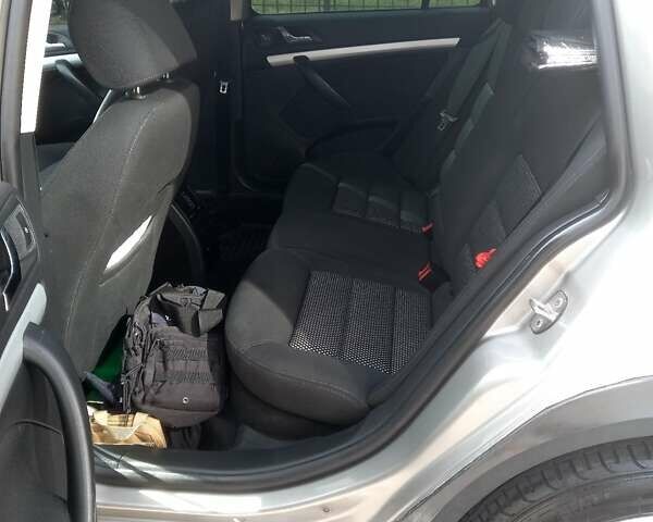Шкода Октавия Скаут, объемом двигателя 1.98 л и пробегом 252 тыс. км за 6500 $, фото 6 на Automoto.ua