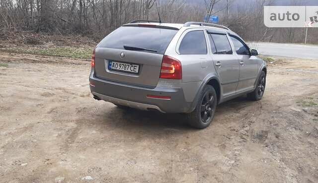 Шкода Octavia Scout, об'ємом двигуна 2 л та пробігом 423 тис. км за 7299 $, фото 19 на Automoto.ua