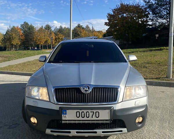 Шкода Октавия Скаут, объемом двигателя 2 л и пробегом 330 тыс. км за 7100 $, фото 1 на Automoto.ua