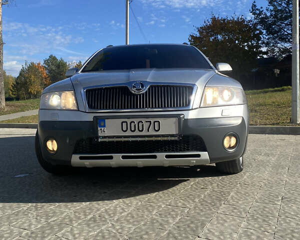 Шкода Октавия Скаут, объемом двигателя 2 л и пробегом 330 тыс. км за 7100 $, фото 2 на Automoto.ua