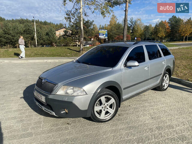 Шкода Октавия Скаут, объемом двигателя 2 л и пробегом 330 тыс. км за 7100 $, фото 12 на Automoto.ua