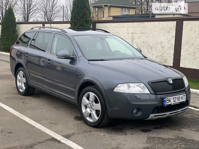 Шкода Octavia Scout, об'ємом двигуна 2 л та пробігом 295 тис. км за 10999 $, фото 41 на Automoto.ua