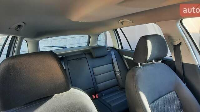 Шкода Октавия Скаут, объемом двигателя 1.8 л и пробегом 152 тыс. км за 8900 $, фото 13 на Automoto.ua