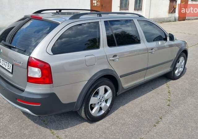 Шкода Октавия Скаут, объемом двигателя 1.8 л и пробегом 152 тыс. км за 9950 $, фото 8 на Automoto.ua