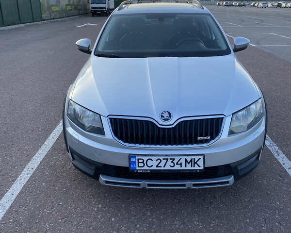 Шкода Октавия Скаут, объемом двигателя 2 л и пробегом 307 тыс. км за 14900 $, фото 16 на Automoto.ua