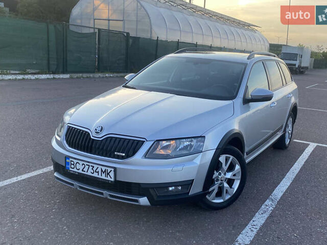 Шкода Октавия Скаут, объемом двигателя 2 л и пробегом 307 тыс. км за 14900 $, фото 1 на Automoto.ua