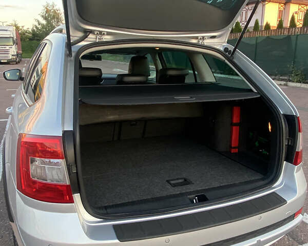 Шкода Октавия Скаут, объемом двигателя 2 л и пробегом 307 тыс. км за 14900 $, фото 54 на Automoto.ua