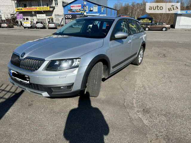 Шкода Octavia Scout, об'ємом двигуна 2 л та пробігом 240 тис. км за 12700 $, фото 3 на Automoto.ua