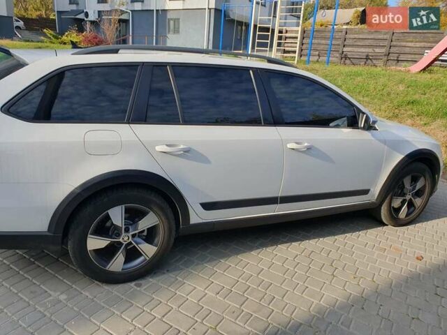 Шкода Октавия Скаут, объемом двигателя 2 л и пробегом 250 тыс. км за 14100 $, фото 16 на Automoto.ua