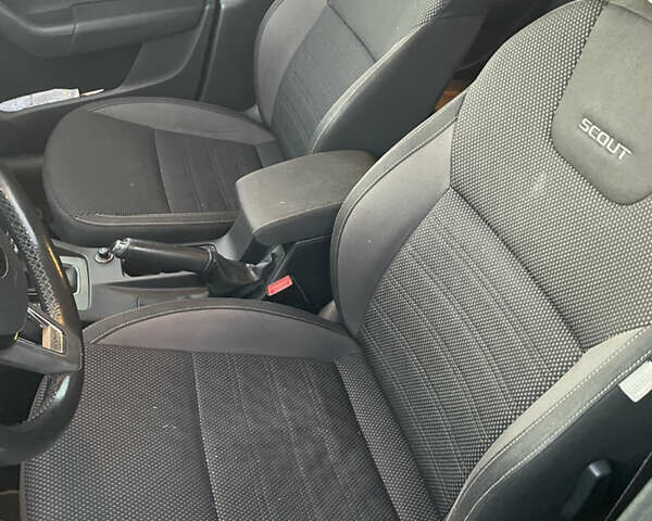 Шкода Октавия Скаут, объемом двигателя 2 л и пробегом 275 тыс. км за 16300 $, фото 5 на Automoto.ua