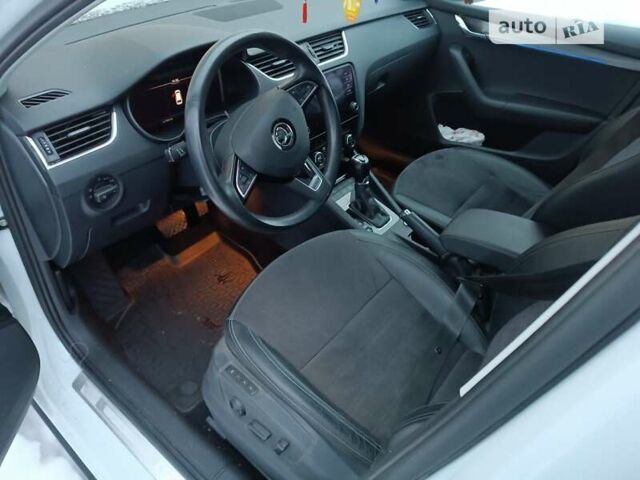 Шкода Октавия Скаут, объемом двигателя 1.97 л и пробегом 173 тыс. км за 21700 $, фото 71 на Automoto.ua