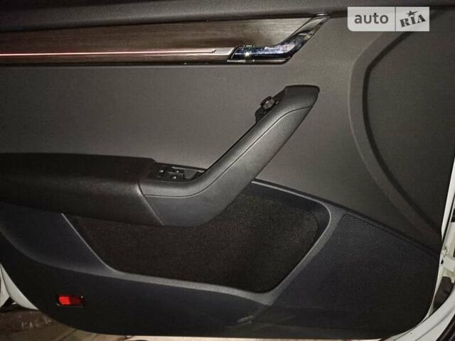 Шкода Октавия Скаут, объемом двигателя 1.97 л и пробегом 173 тыс. км за 21700 $, фото 17 на Automoto.ua