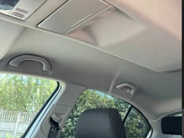 Шкода Октавия Скаут 2006 в Полтаве на Automoto.ua Серый Шкода Октавия Скаут, объемом двигателя 2 л и пробегом 270 тыс. км за 6500 $, фото 2 на Automoto.ua