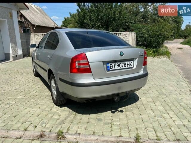 Шкода Октавия Скаут 2006 в Полтаве на Automoto.ua Серый Шкода Октавия Скаут, объемом двигателя 2 л и пробегом 270 тыс. км за 6500 $, фото 4 на Automoto.ua