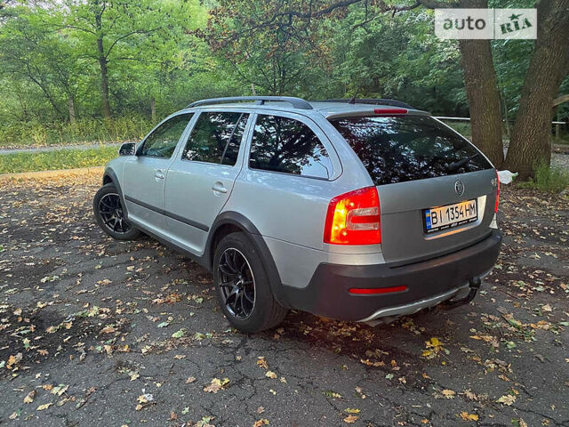 Сірий Шкода Octavia Scout, об'ємом двигуна 2 л та пробігом 287 тис. км за 6900 $, фото 9 на Automoto.ua