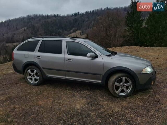 Сірий Шкода Octavia Scout, об'ємом двигуна 2 л та пробігом 248 тис. км за 6399 $, фото 2 на Automoto.ua