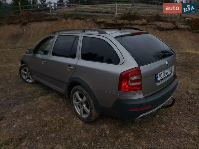 Сірий Шкода Octavia Scout, об'ємом двигуна 2 л та пробігом 248 тис. км за 6399 $, фото 3 на Automoto.ua