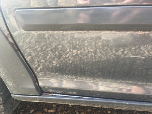 Серый Шкода Октавия Скаут, объемом двигателя 2 л и пробегом 300 тыс. км за 5200 $, фото 2 на Automoto.ua