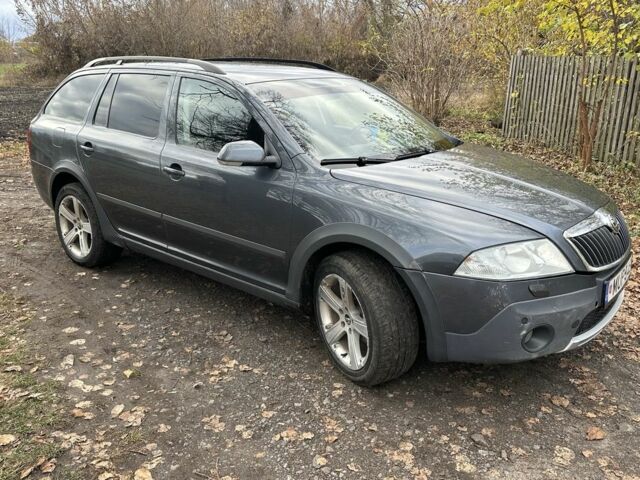 Сірий Шкода Octavia Scout, об'ємом двигуна 2 л та пробігом 281 тис. км за 3500 $, фото 1 на Automoto.ua