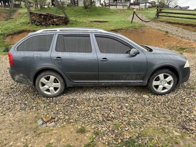 Сірий Шкода Octavia Scout, об'ємом двигуна 2 л та пробігом 283 тис. км за 8100 $, фото 2 на Automoto.ua