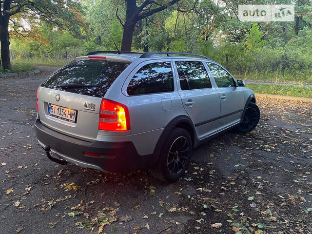 Сірий Шкода Octavia Scout, об'ємом двигуна 2 л та пробігом 287 тис. км за 6900 $, фото 11 на Automoto.ua