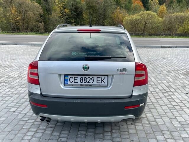 Серый Шкода Октавия Скаут, объемом двигателя 2 л и пробегом 260 тыс. км за 6300 $, фото 4 на Automoto.ua