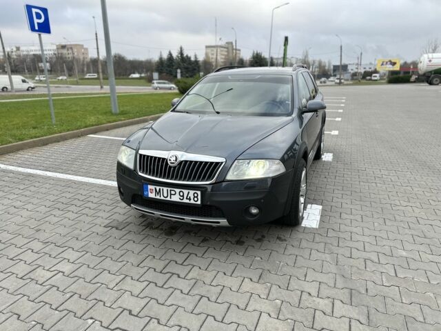 Сірий Шкода Octavia Scout, об'ємом двигуна 2 л та пробігом 285 тис. км за 4200 $, фото 9 на Automoto.ua