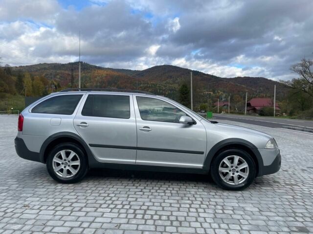 Серый Шкода Октавия Скаут, объемом двигателя 2 л и пробегом 260 тыс. км за 6300 $, фото 12 на Automoto.ua