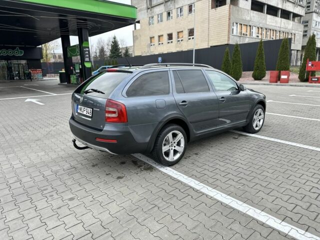 Сірий Шкода Octavia Scout, об'ємом двигуна 2 л та пробігом 285 тис. км за 4200 $, фото 6 на Automoto.ua