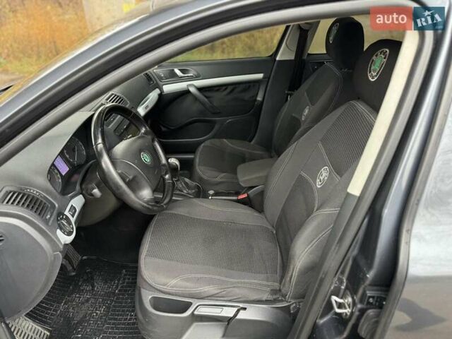 Сірий Шкода Octavia Scout, об'ємом двигуна 1.98 л та пробігом 331 тис. км за 5999 $, фото 14 на Automoto.ua