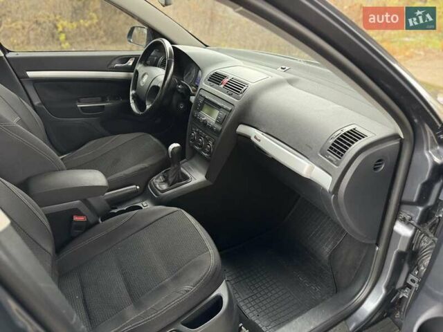 Сірий Шкода Octavia Scout, об'ємом двигуна 1.98 л та пробігом 331 тис. км за 5999 $, фото 13 на Automoto.ua