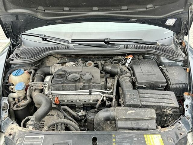 Сірий Шкода Octavia Scout, об'ємом двигуна 2 л та пробігом 285 тис. км за 4200 $, фото 19 на Automoto.ua