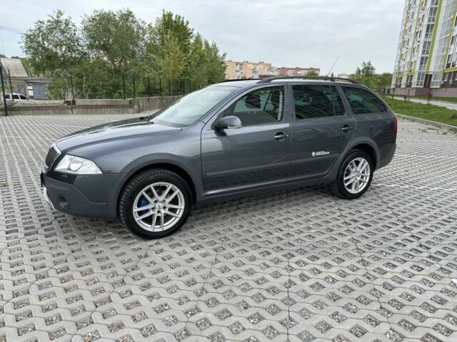 Сірий Шкода Octavia Scout, об'ємом двигуна 2 л та пробігом 201 тис. км за 7999 $, фото 3 на Automoto.ua