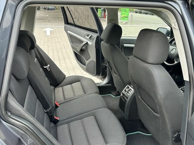 Сірий Шкода Octavia Scout, об'ємом двигуна 2 л та пробігом 285 тис. км за 4200 $, фото 13 на Automoto.ua