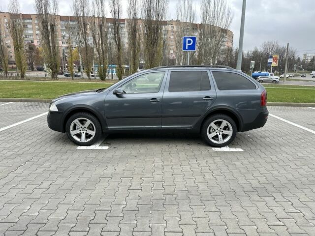 Сірий Шкода Octavia Scout, об'ємом двигуна 2 л та пробігом 285 тис. км за 4200 $, фото 1 на Automoto.ua