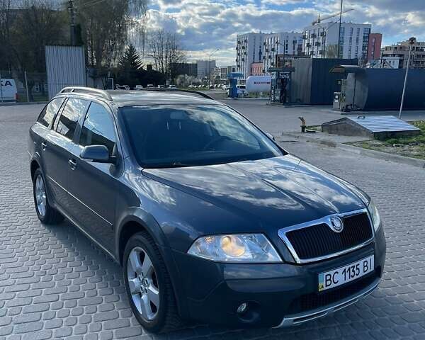 Сірий Шкода Octavia Scout, об'ємом двигуна 0 л та пробігом 140 тис. км за 7950 $, фото 4 на Automoto.ua