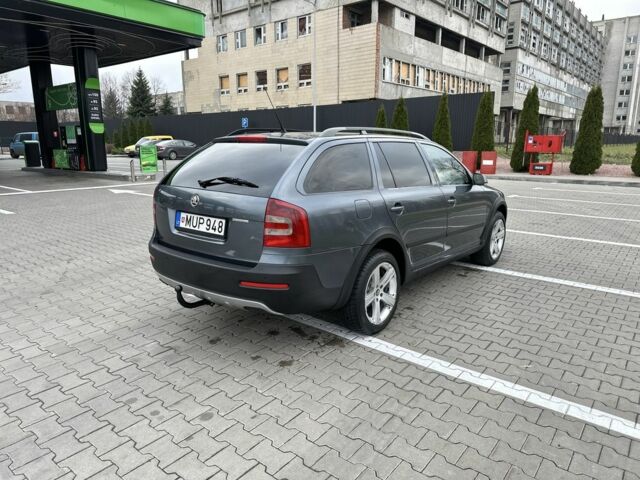 Сірий Шкода Octavia Scout, об'ємом двигуна 2 л та пробігом 285 тис. км за 4200 $, фото 4 на Automoto.ua
