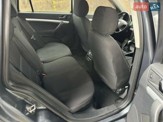 Сірий Шкода Octavia Scout, об'ємом двигуна 1.98 л та пробігом 331 тис. км за 5999 $, фото 12 на Automoto.ua