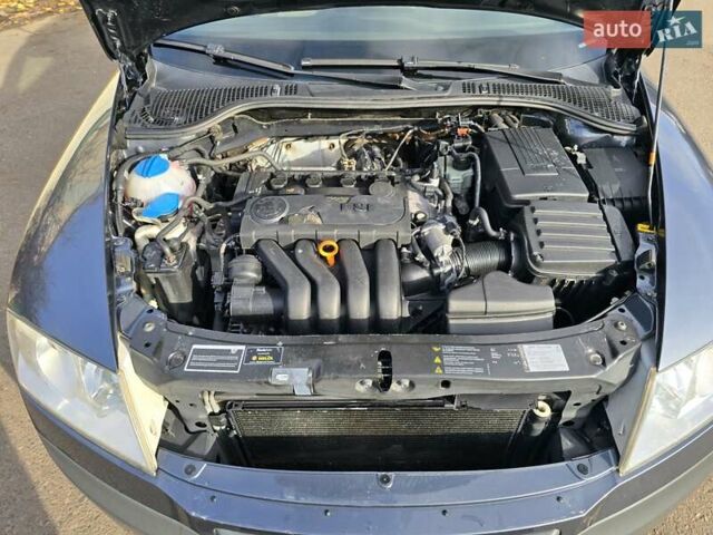 Серый Шкода Октавия Скаут, объемом двигателя 2 л и пробегом 213 тыс. км за 6200 $, фото 45 на Automoto.ua